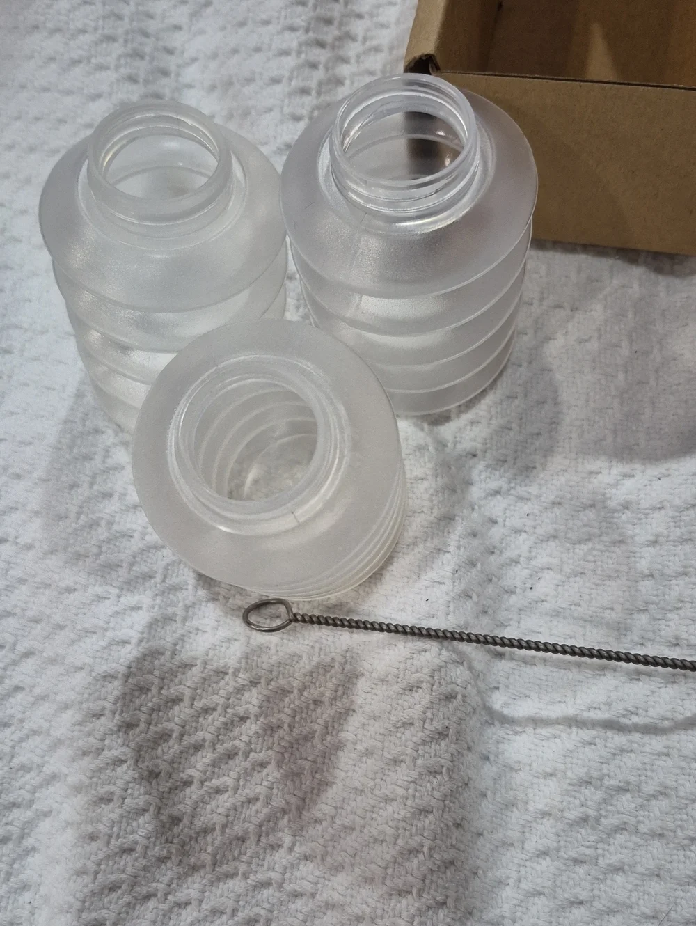 The Pampered Chef Discontinued Decorator Bottle Set w/ 3 Bottles, Tips & Brush